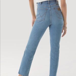 women's wrangler jeans